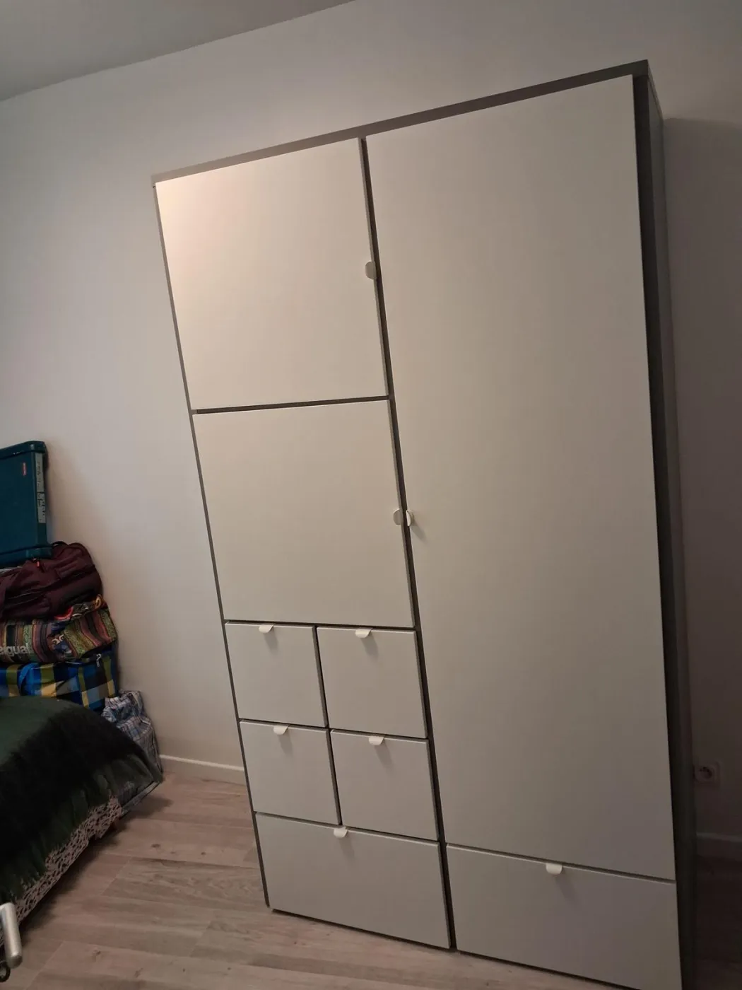 Armoire montée et terminée par AS Transports
